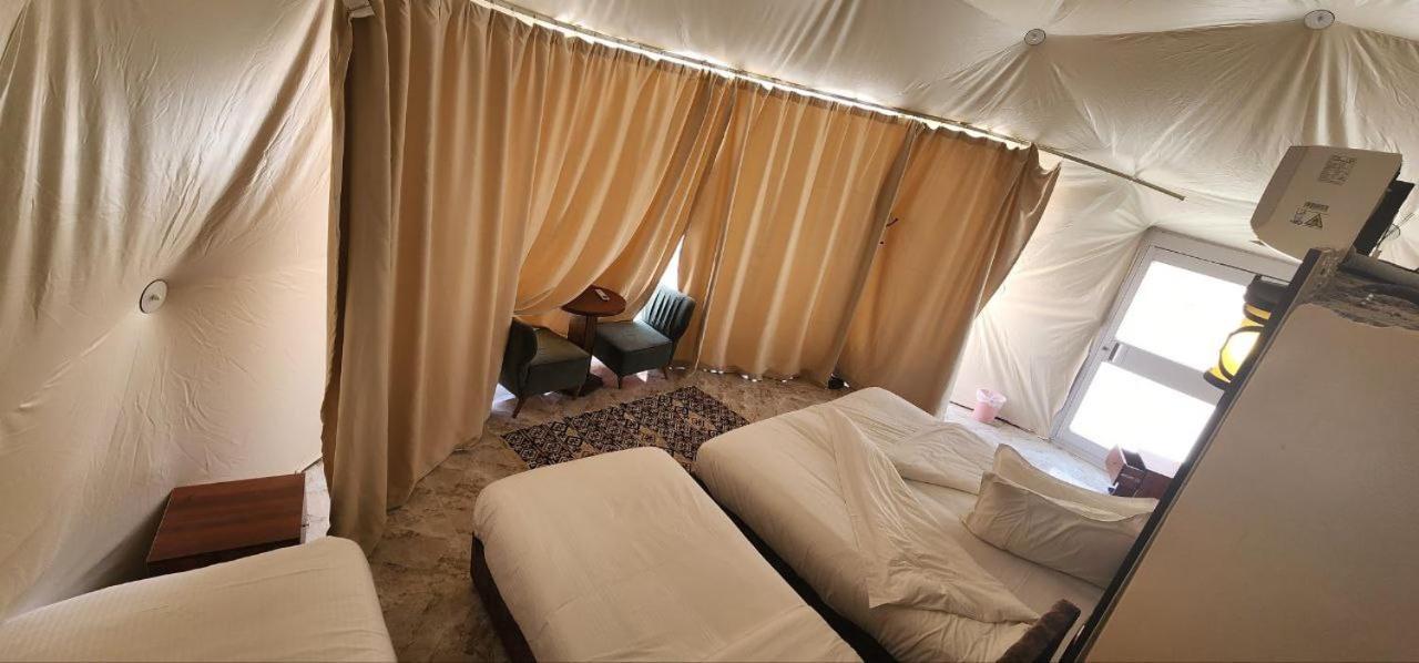 Omar Ali Luxury Camp Hotel Wadi Rum Luaran gambar